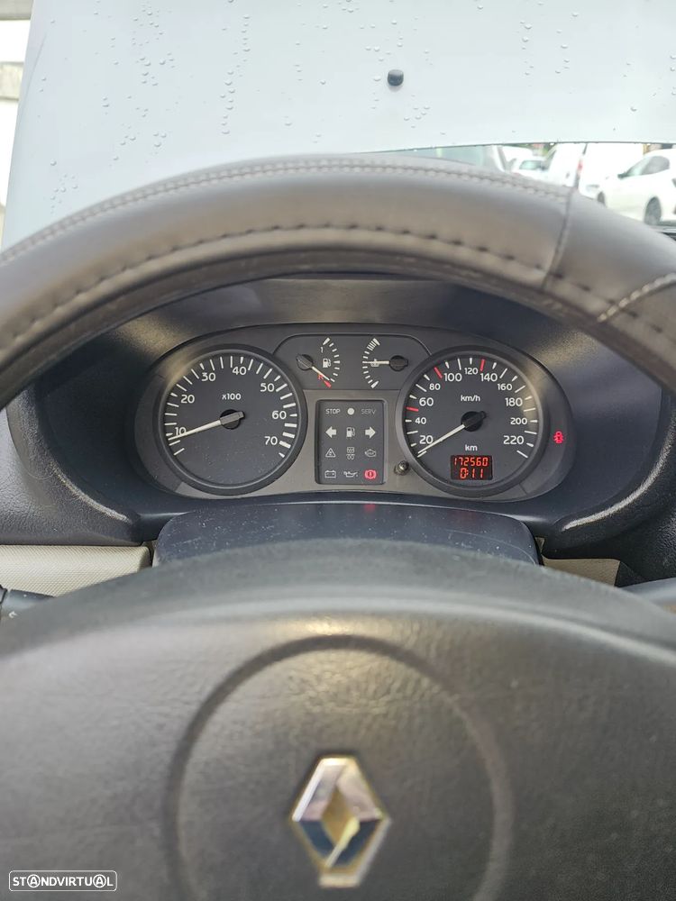 Renault Clio 1.2 - 8