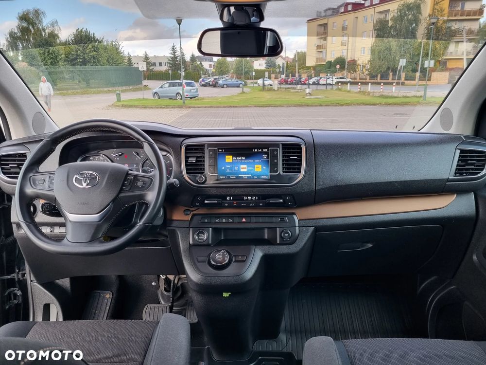 Toyota Proace Verso 2,0-l-D-4D L2 (8-Si.) Autm Family Comfort - 7