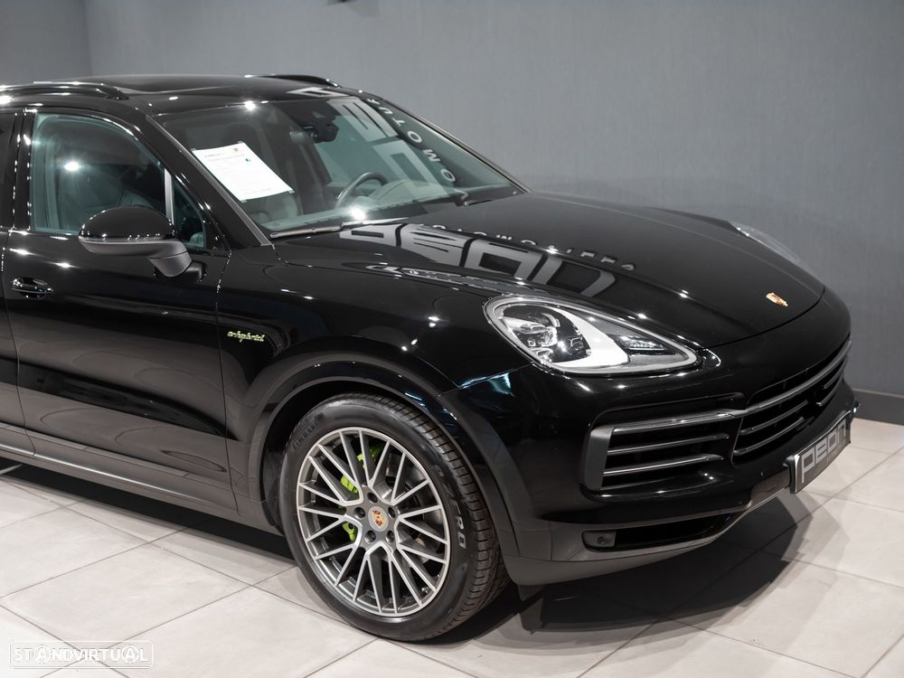 Porsche Cayenne E-Hybrid Platinum Edition - 22
