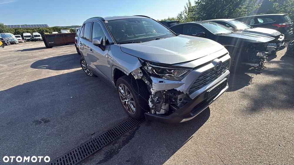 Toyota RAV4 - 2