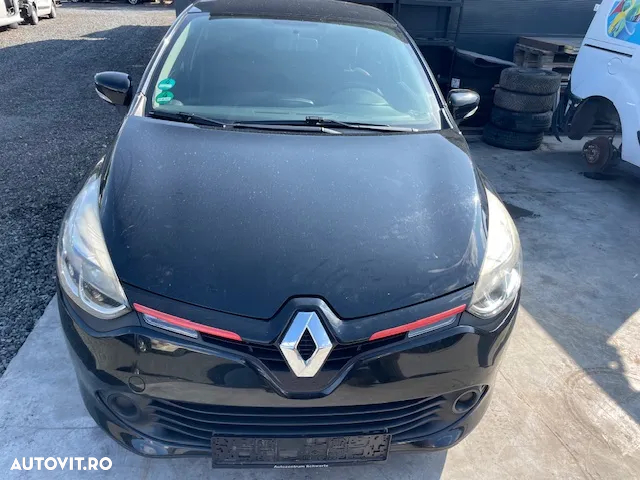 Dezmembrez Renault Clio 4 2015 1.2 benzina - 5