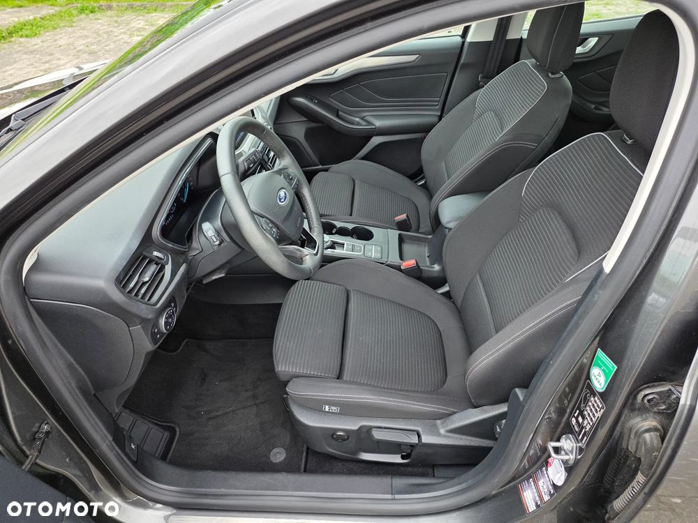 Ford Focus 1.5 EcoBlue Start-Stopp-System TITANIUM STYLE - 13