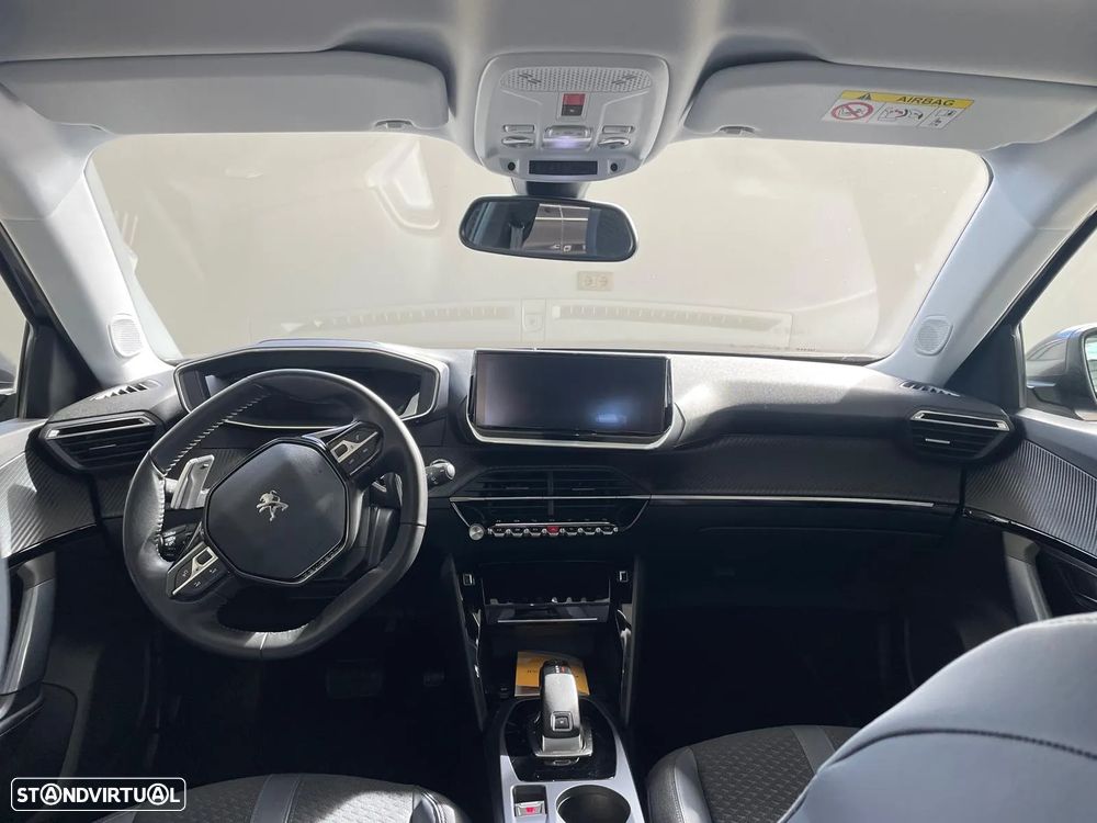 Peugeot 2008 1.2 PureTech Allure Pack EAT8 - 11