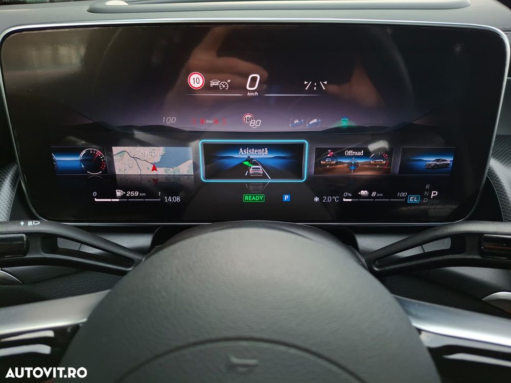 Mercedes-Benz GLC Coupe 300 de 4MATIC - 35