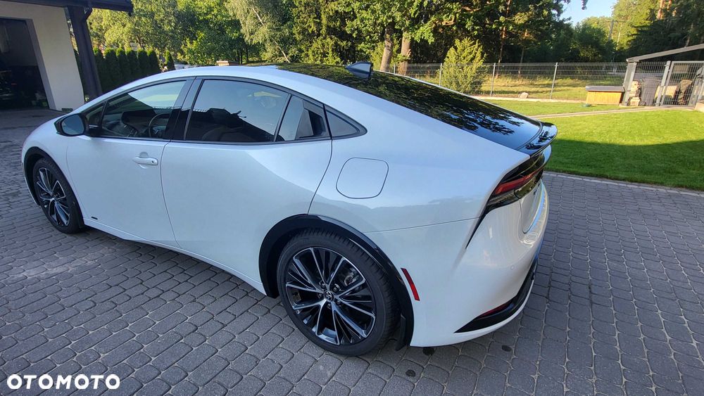 Toyota Prius - 5
