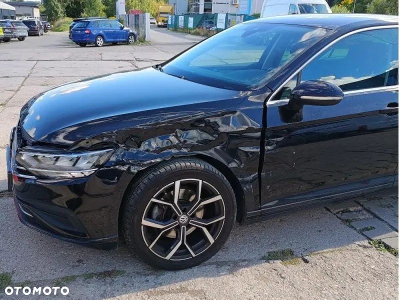 Volkswagen Passat 2.0 TSI Business DSG - 10