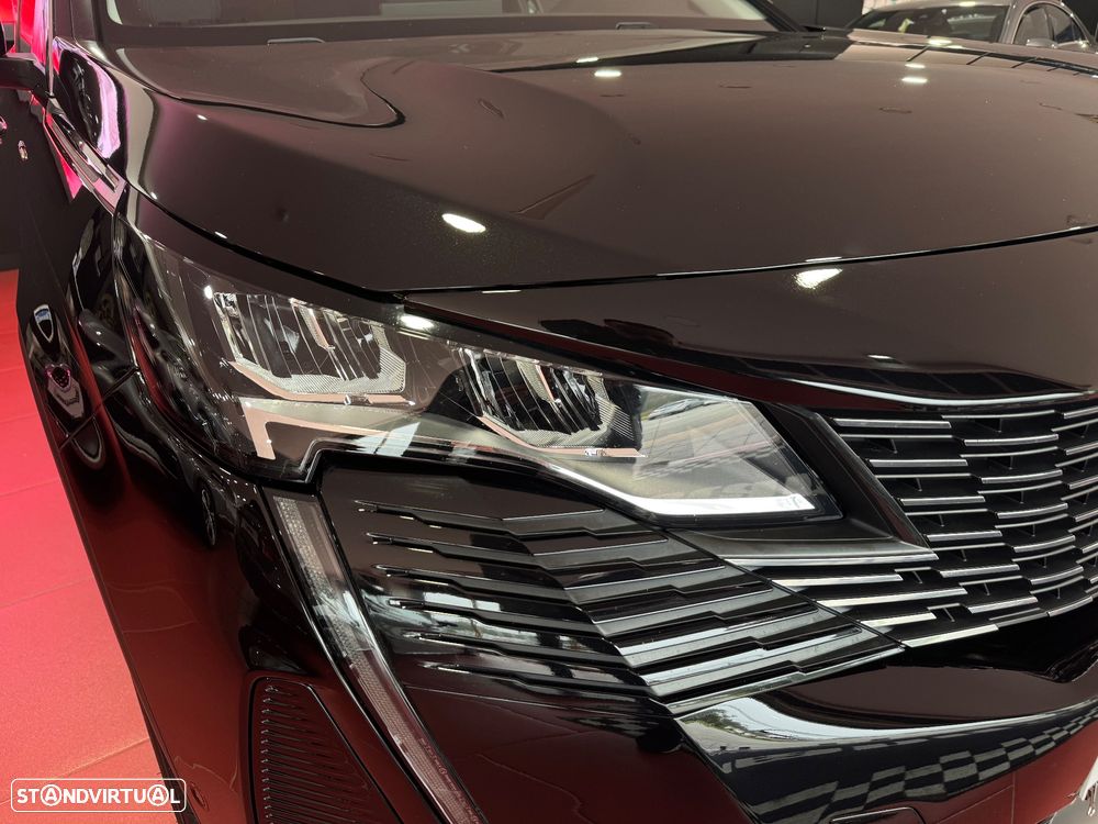 Peugeot 3008 Plug-In Hybrid 225 e-EAT8 Allure Pack - 4