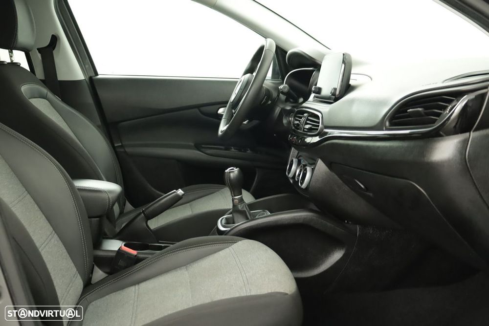 Fiat Tipo Cross 1.0 GSE T3 - 19