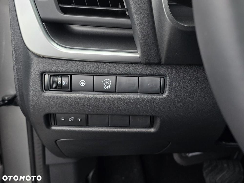 Nissan Qashqai 1.3 DIG-T mHEV N-Connecta Xtronic - 12