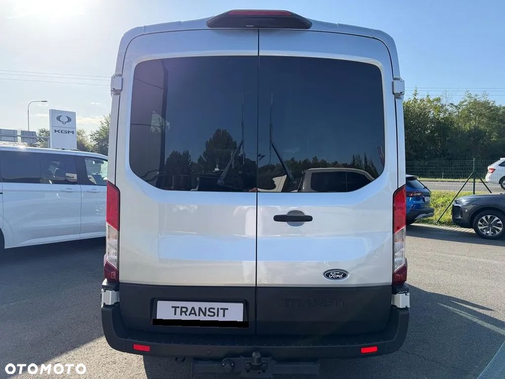 Ford Transit - 9