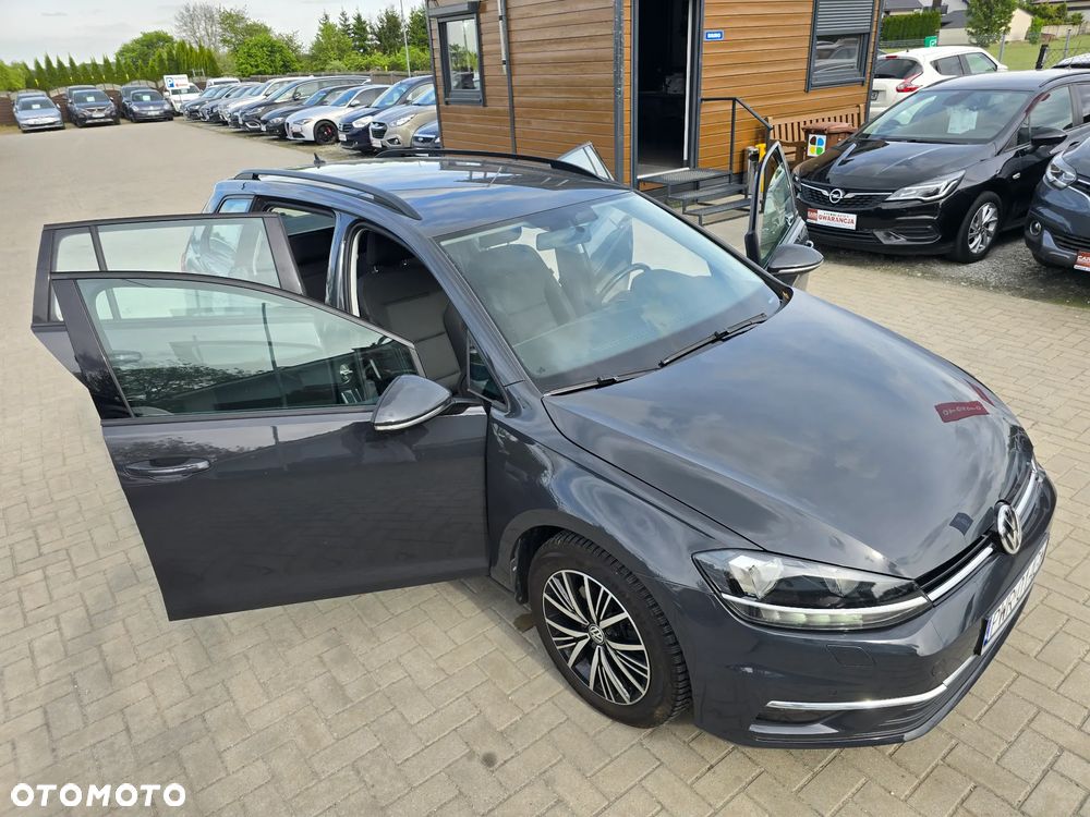 Volkswagen Golf - 37