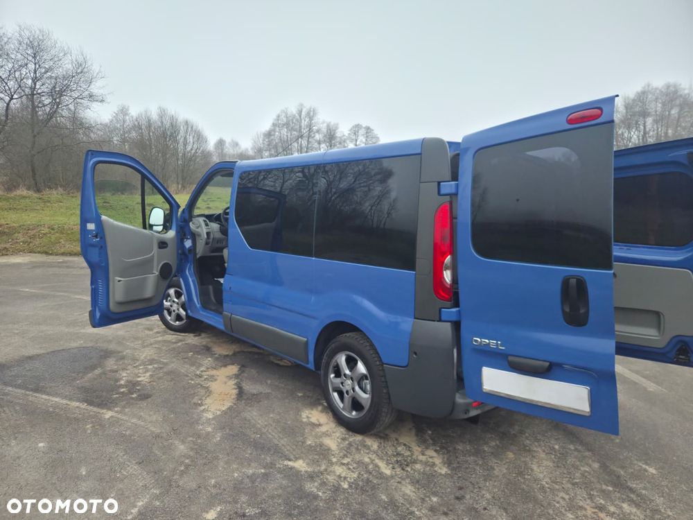 Opel Vivaro - 19