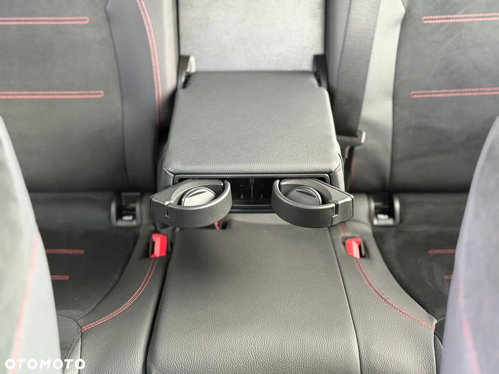 Mercedes-Benz GLB 200 d 8G-DCT AMG Line - 26