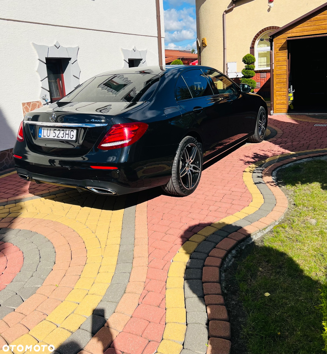 Mercedes-Benz Klasa E 220 d 4-Matic 9G-TRONIC - 5