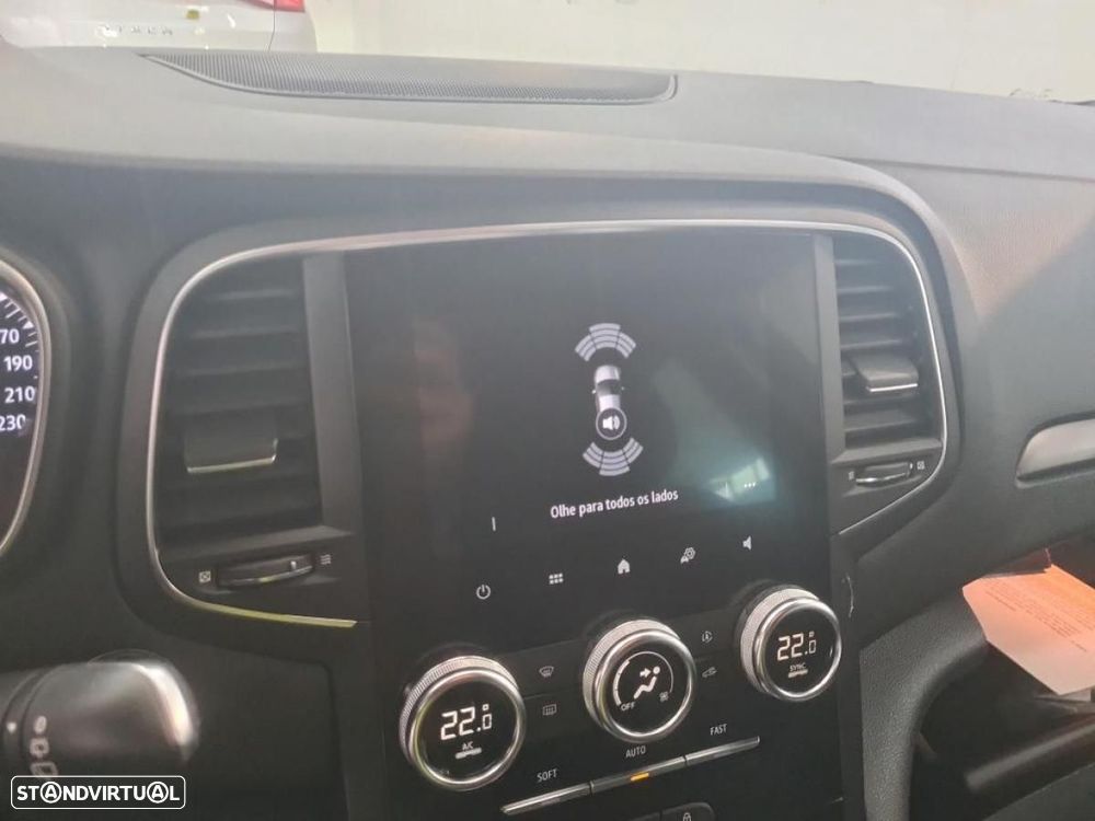 Renault Mégane 1.5 Blue dCi Limited - 4