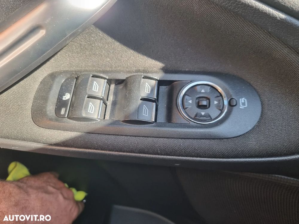 Ford S-Max 2.0 TDCi DPF Aut. Business Edition - 9