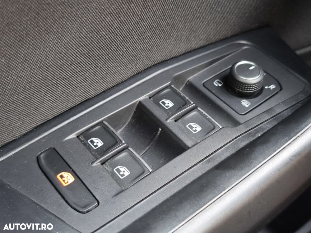 Volkswagen T-Roc 2.0 TDI DSG Design - 27