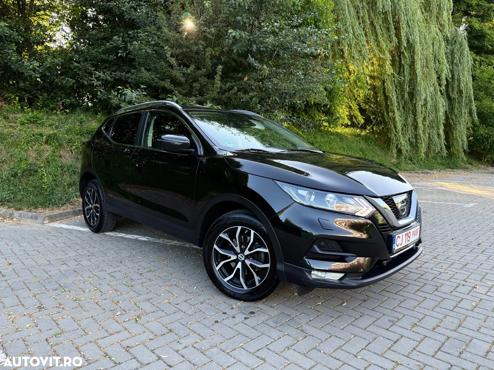 Nissan Qashqai 1.2 DIG-T Start/Stop X-TRONIC N-Connecta - 2