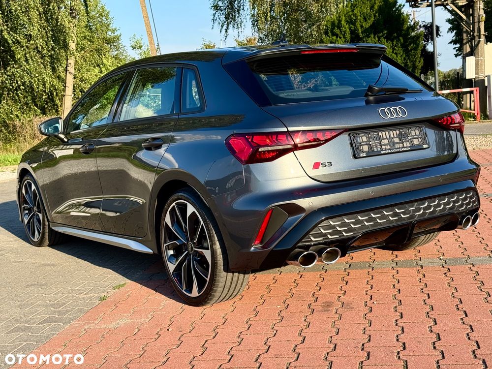 Audi S3 Sportback TFSI  quattro S tronic - 12