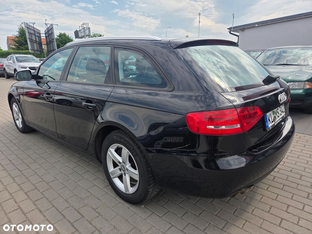 Audi A4 Avant 2.0 TDI DPF Ambition - 4