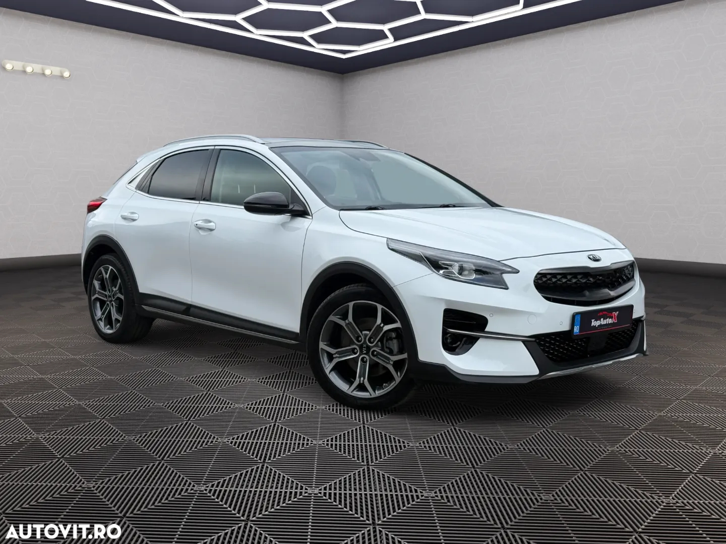 Kia XCeed 1.6 GDI DCT6 OPF Plug-in-Hybrid PLATINUM - 2
