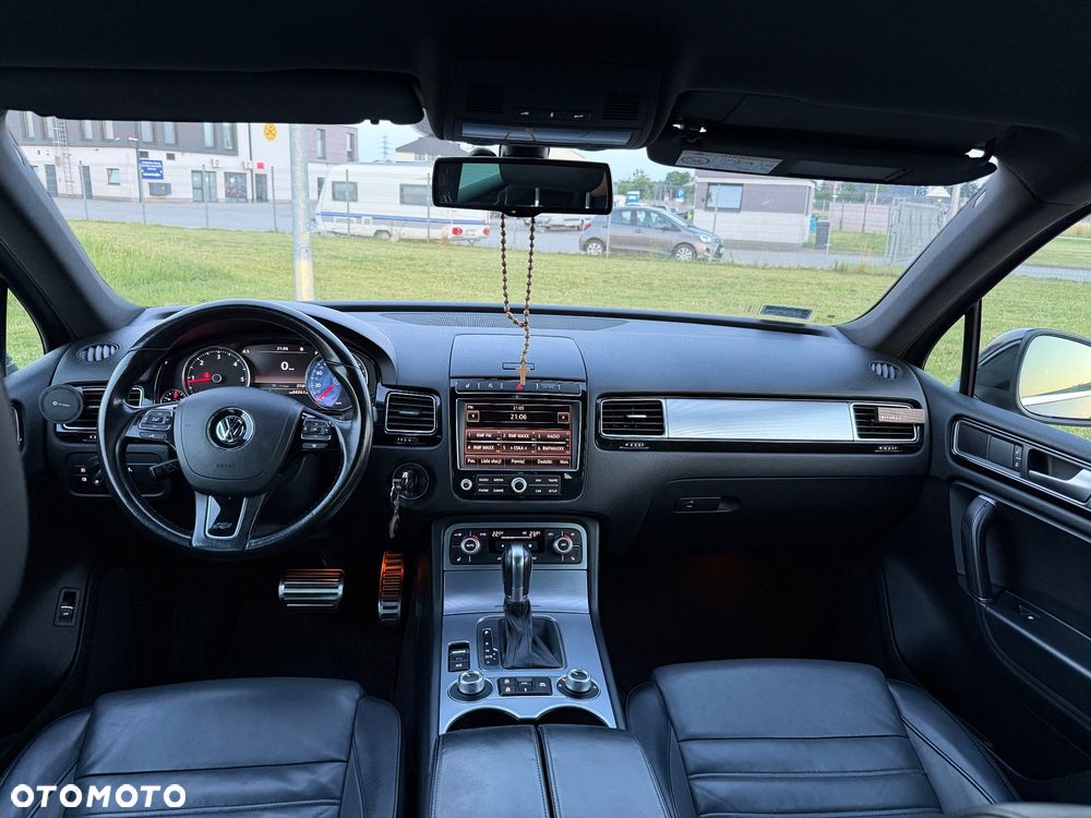 Volkswagen Touareg 3.0 V6 TDI BMT Perfectline R-Style - 8