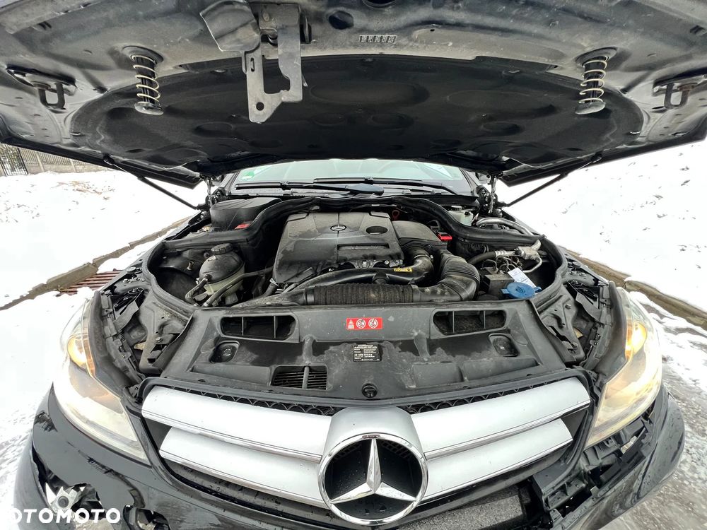 Mercedes-Benz Klasa C 180 Edition - 16