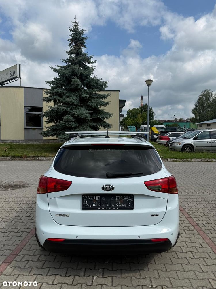 Kia Ceed 1.6 CRDi L - 24