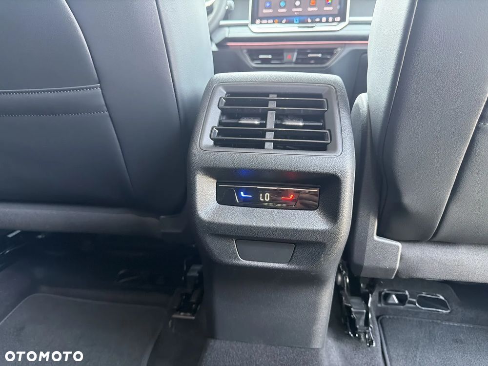 Volkswagen Tayron 1.5 eTSI mHEV Life Plus DSG - 22