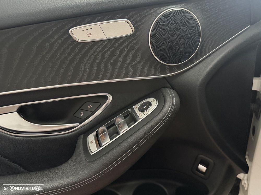 Mercedes-Benz GLC 250 d 4Matic 9G-TRONIC AMG Line - 17