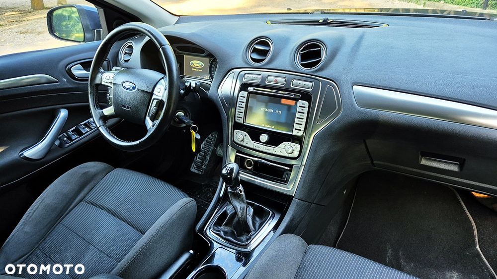 Ford Mondeo 2.0 Ghia X100 / X - 37