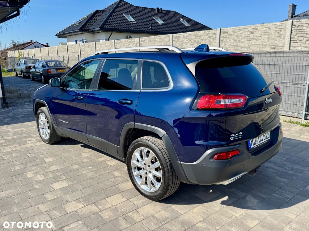 Jeep Cherokee - 7