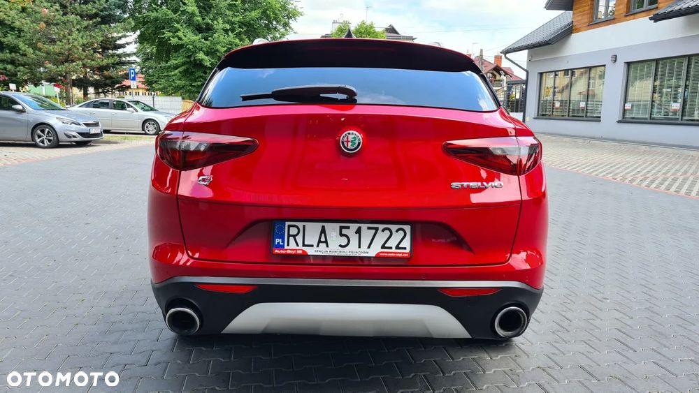 Alfa Romeo Stelvio 2.0 Turbo Q4 - 6