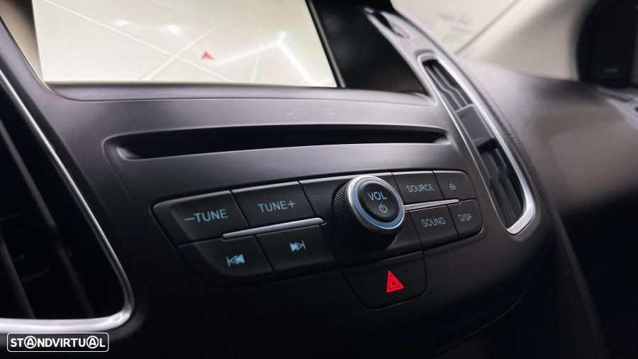 Ford Focus SW 1.5 TDCi Titanium - 26