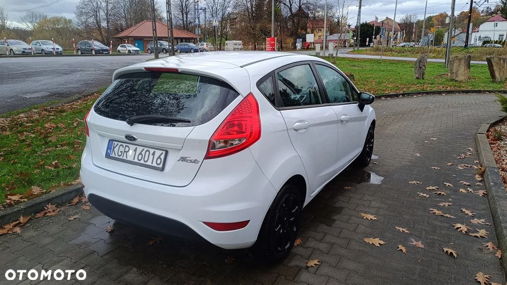 Ford Fiesta 1.25 Celebration - 7