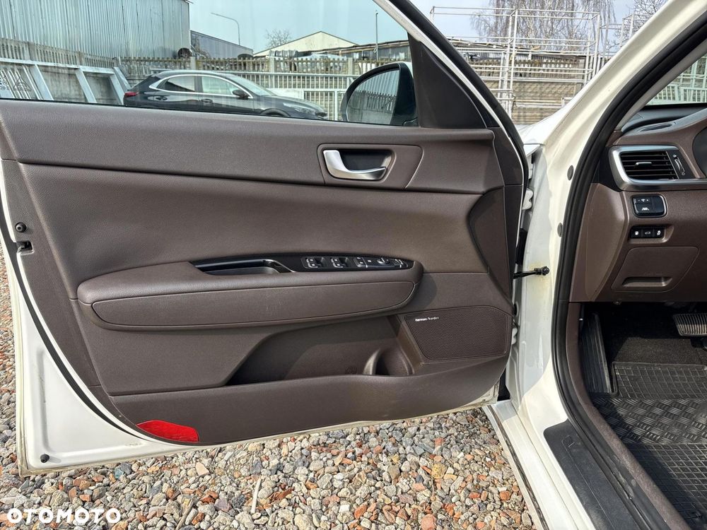 Kia Optima 1.6 T-GDI L DCT - 10