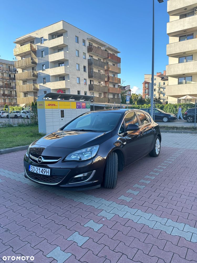 Opel Astra 1.4 T Cosmo - 1