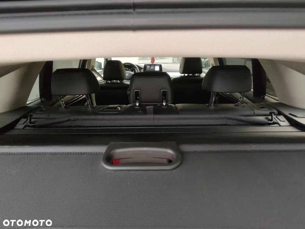 BMW Seria 5 - 12