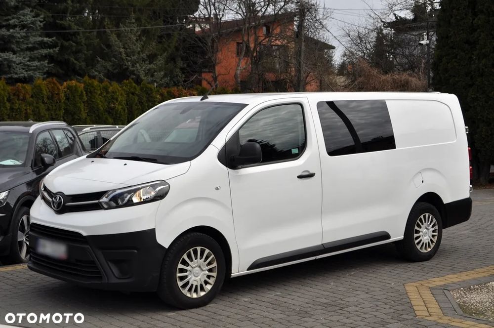 Toyota PROACE - 1