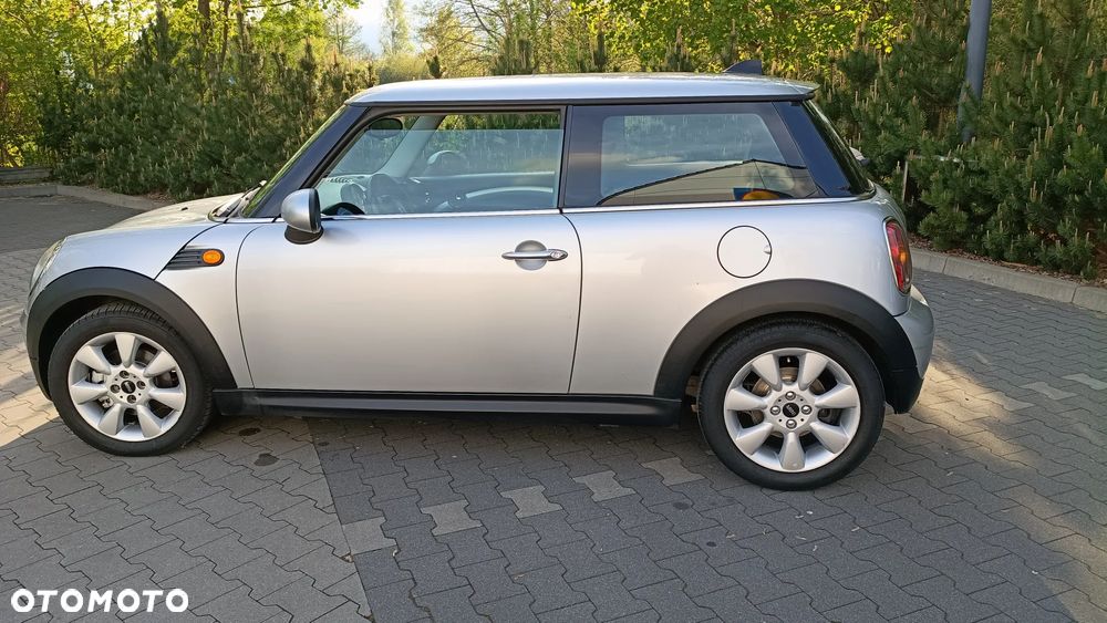 MINI ONE - 10