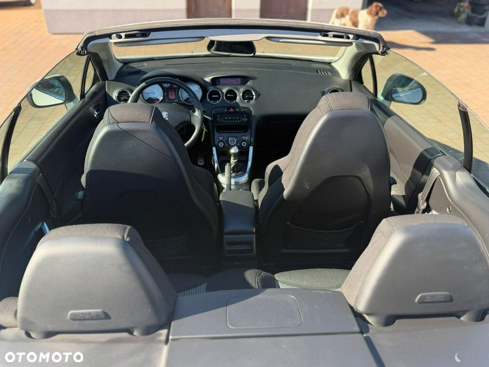 Peugeot 308 CC - 32