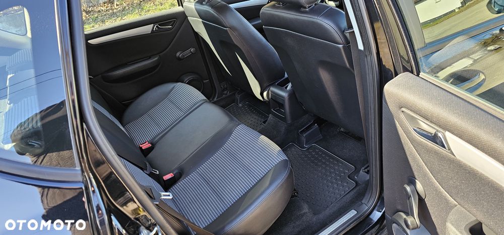 Mercedes-Benz Klasa A 150 Avantgarde Edition 10 - 21