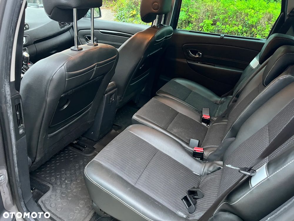 Renault Scenic 1.5 dCi Dynamique - 11