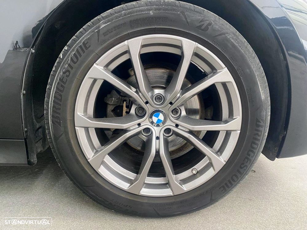 BMW 318 d Line Sport Auto - 34