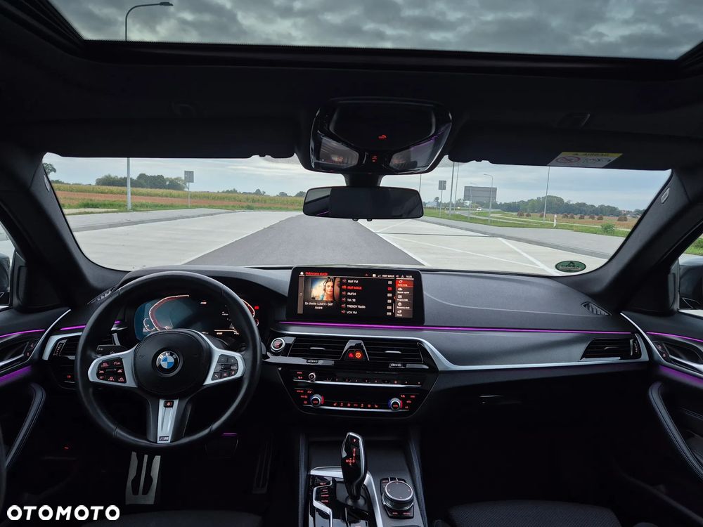 BMW Seria 5 520d xDrive M Sport Edition - 25