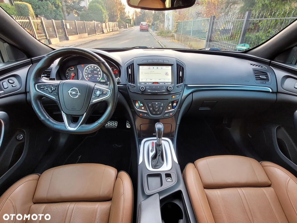 Opel Insignia Sports Tourer 2.0 Diesel Exclusive - 16