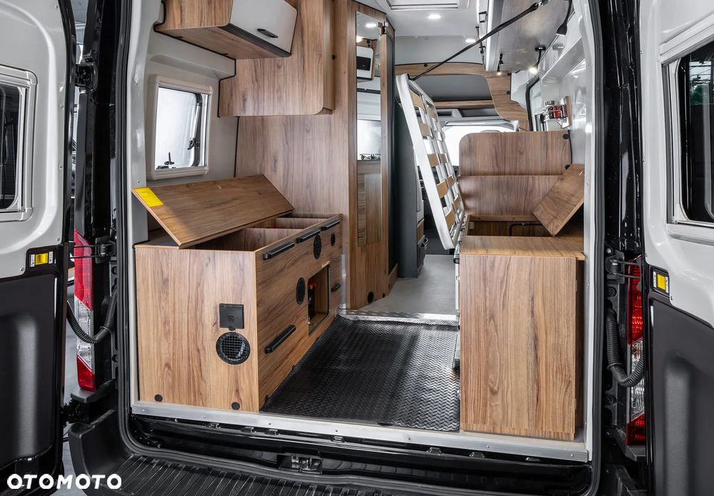 Karmann-Mobil DEXTER 560 - 9