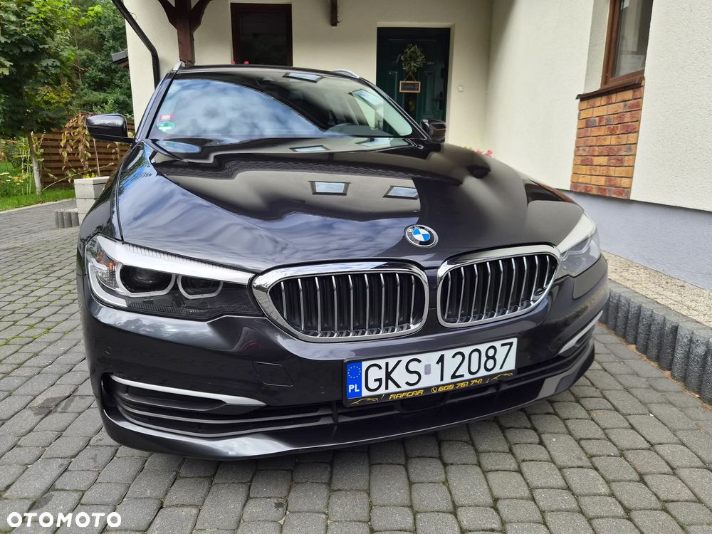 BMW Seria 5 530i Luxury Line - 2