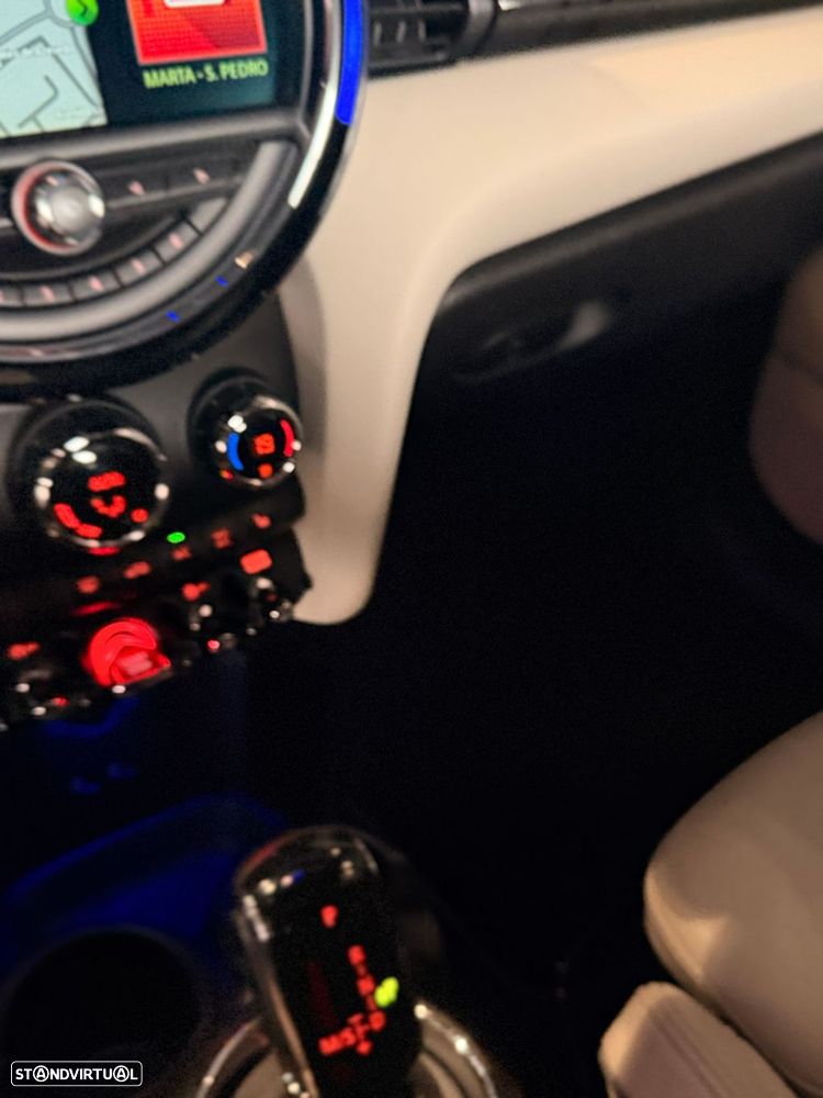 MINI Cabrio Cooper S Auto Desportiva - 49