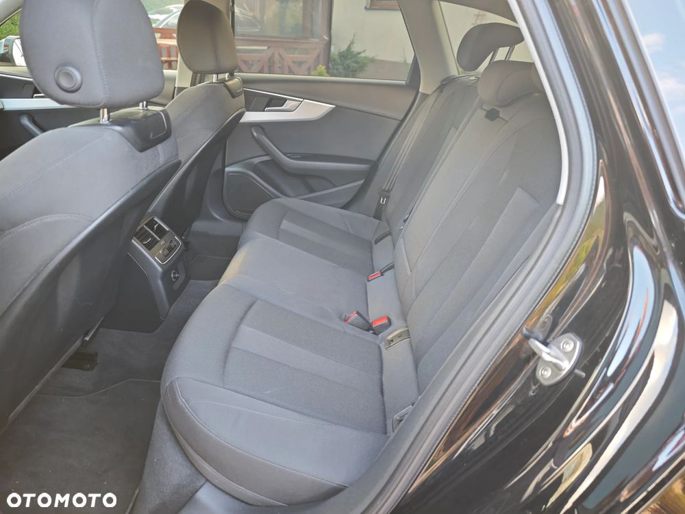 Audi A4 Avant 2.0 TDI design - 28